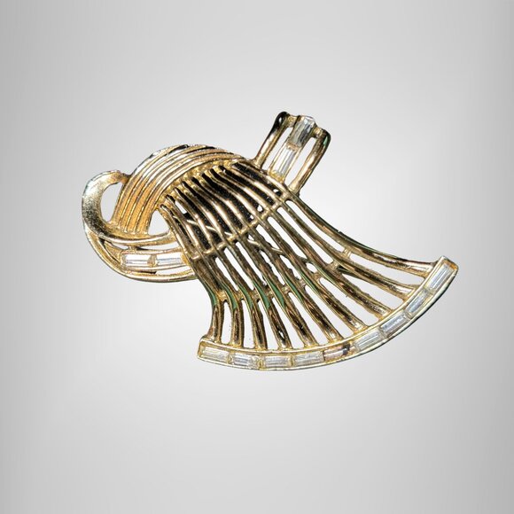 1940s Kramer Goldtone Art Deco Brooch with Baguette Rhinestones - Picture 1 of 6